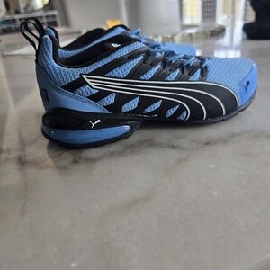 Puma Dynamic Blue and Black Sneakers